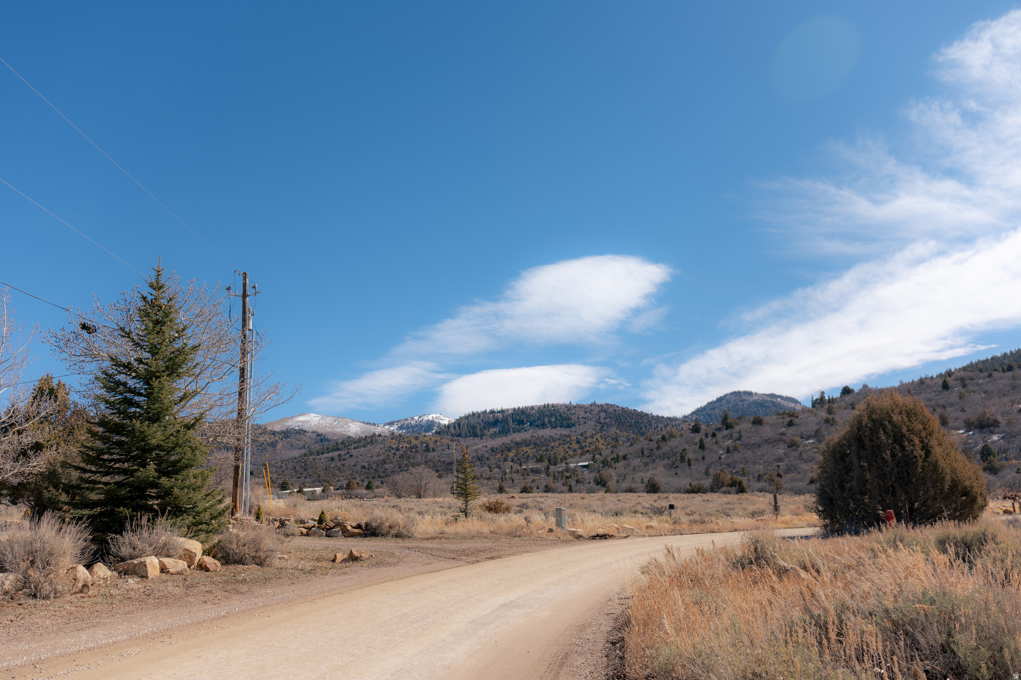 WHISPERING PINES - Residential