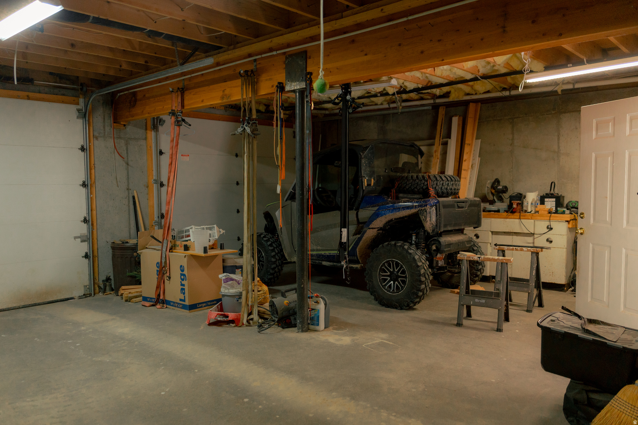 WHISPERING PINES - Residential