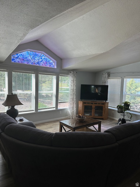 WHISPERING PINES - Residential