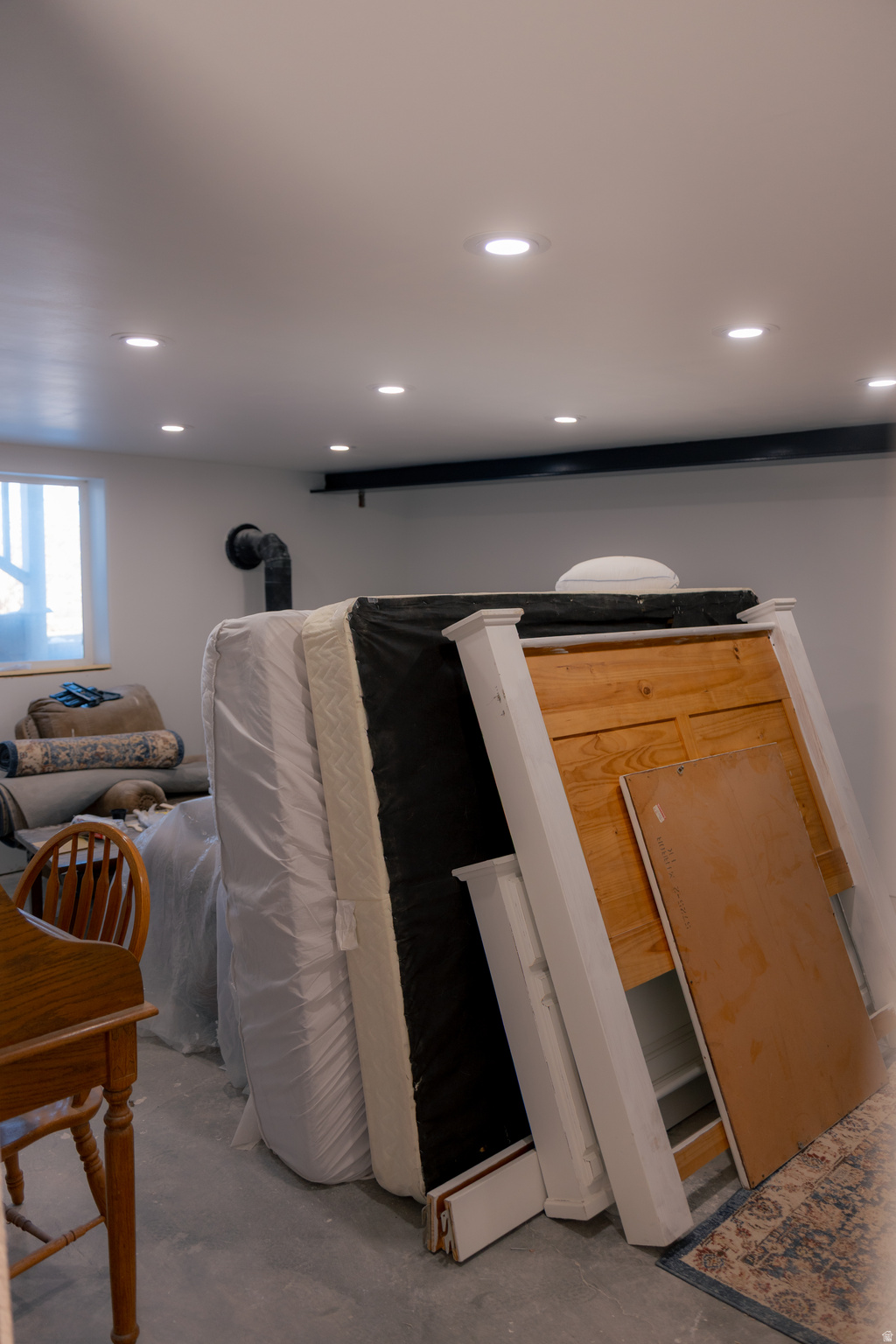 WHISPERING PINES - Residential