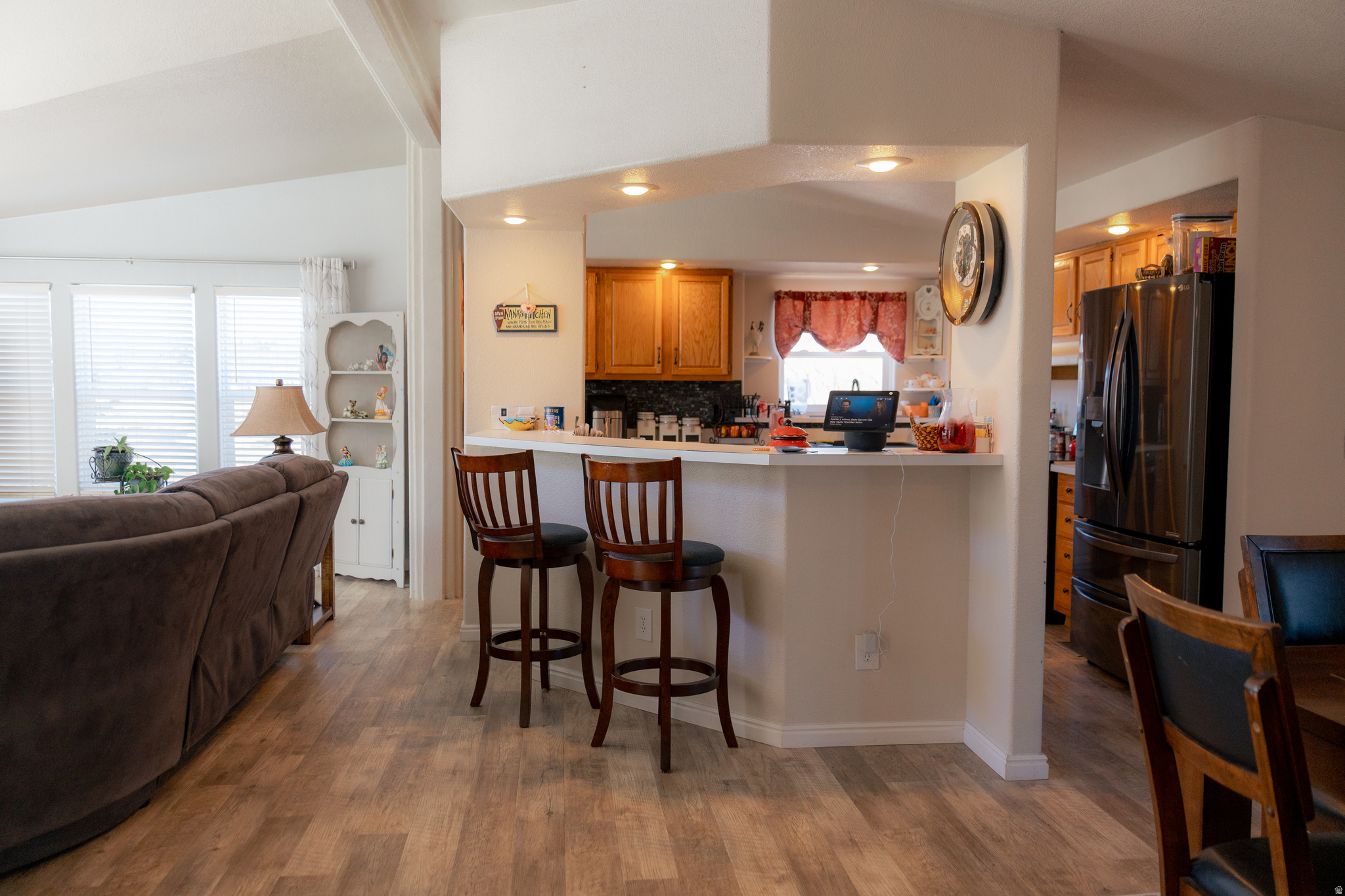 WHISPERING PINES - Residential