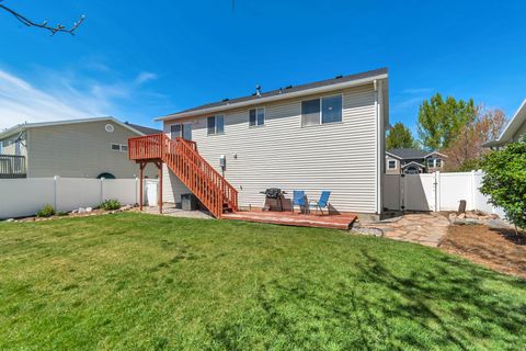 Tiny photo for 1493 W PEBBLECREEK DR, Layton, UT 84041 (MLS # 2149357)