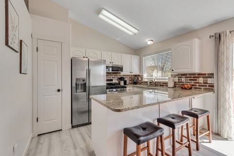Tiny photo for 1493 W PEBBLECREEK DR, Layton, UT 84041 (MLS # 2149357)