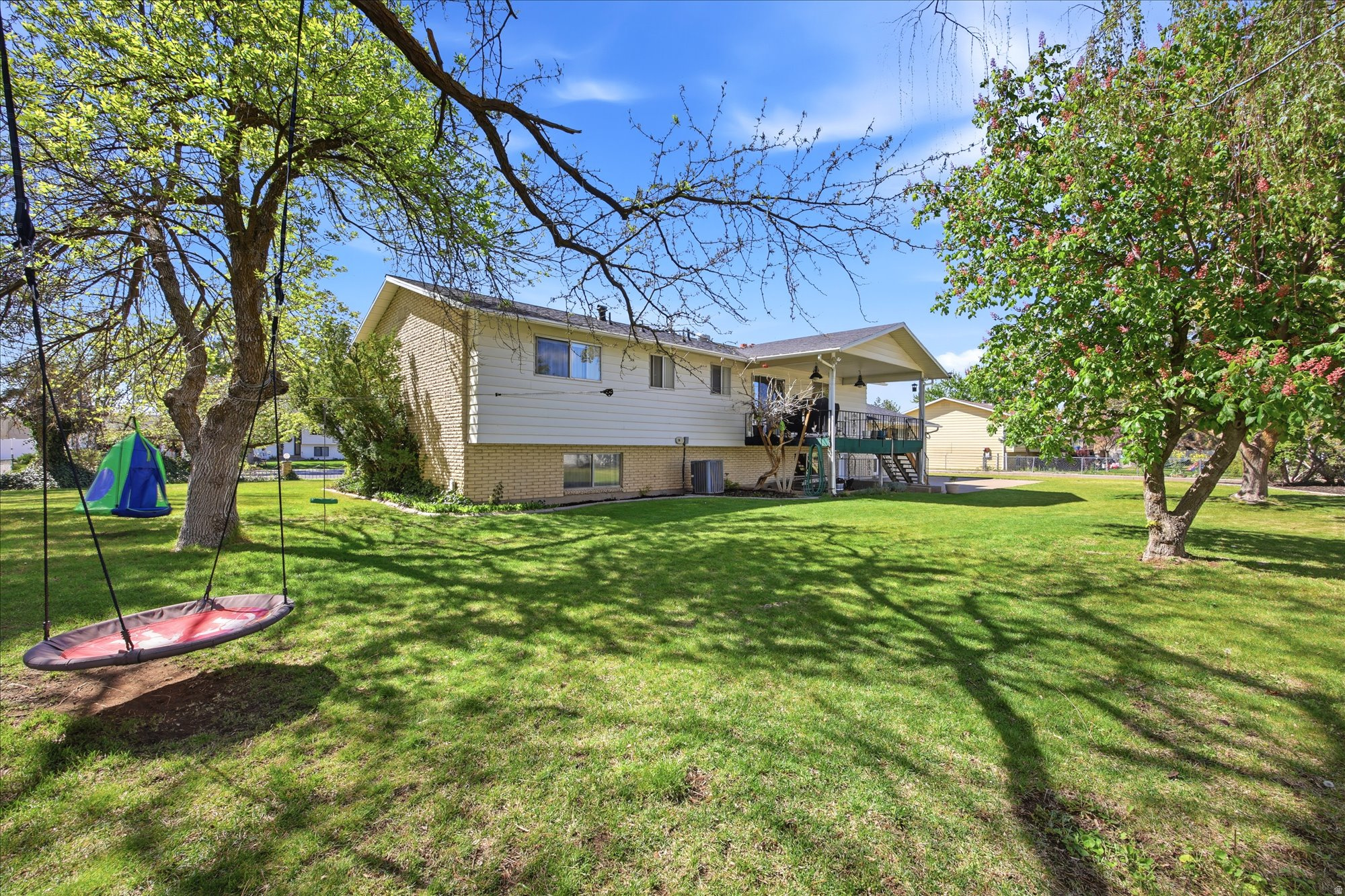 VALLEY WEST RANCHES - Residential