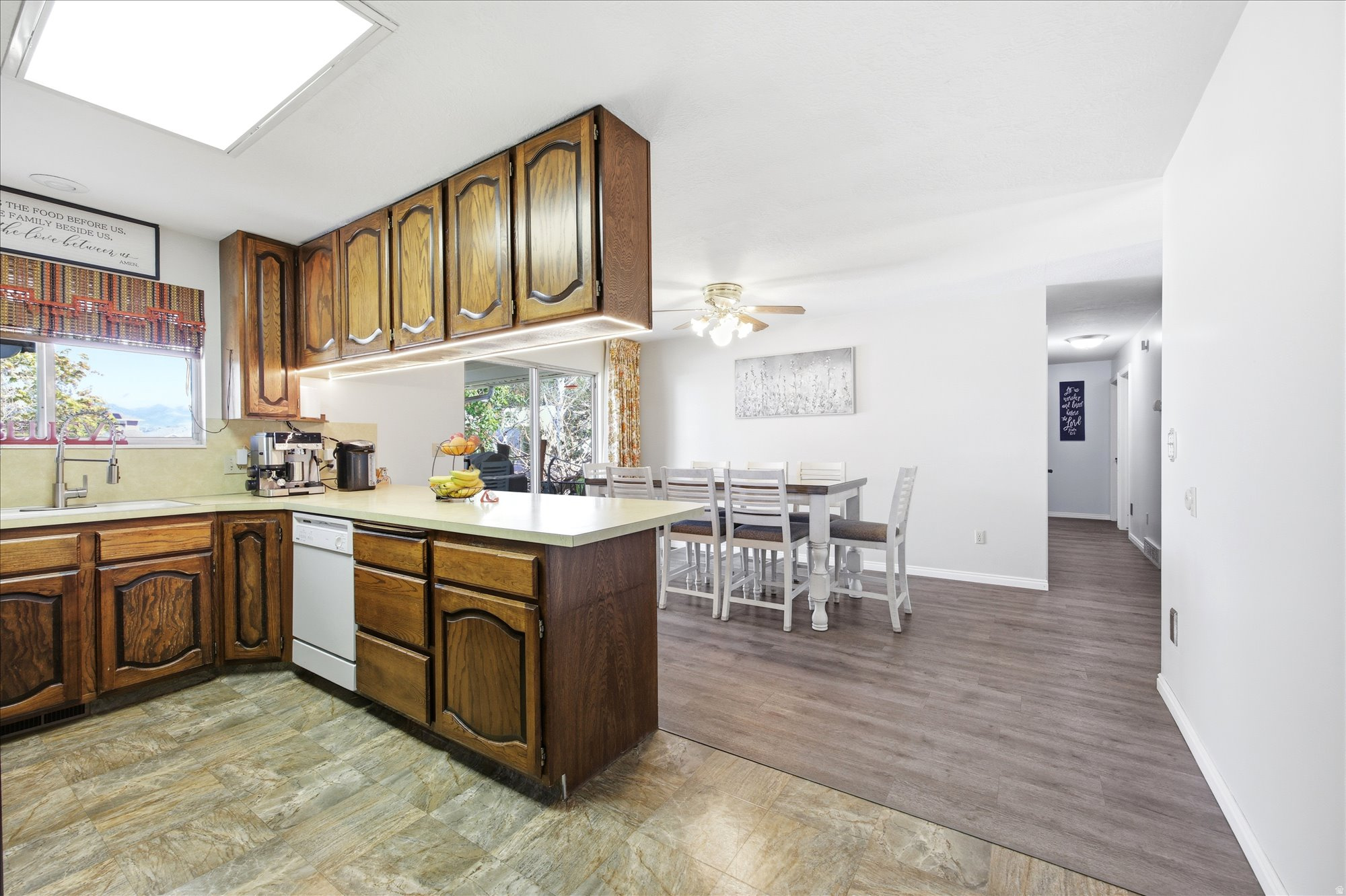 VALLEY WEST RANCHES - Residential