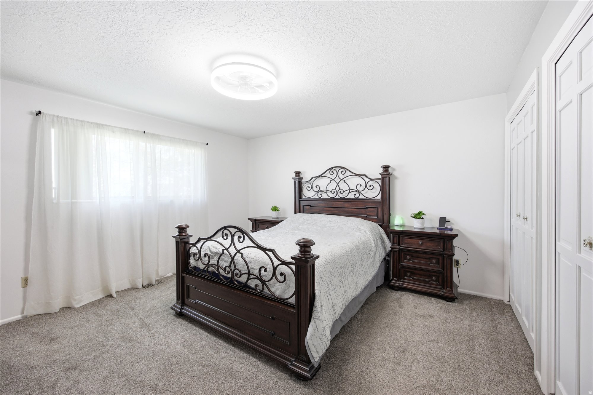 VALLEY WEST RANCHES - Residential