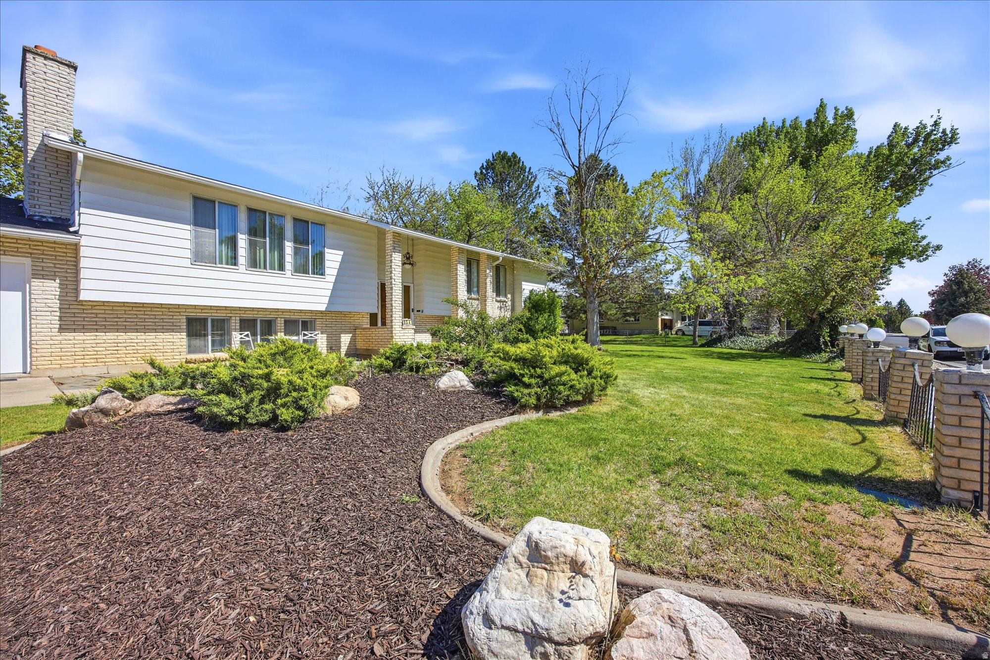 VALLEY WEST RANCHES - Residential