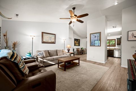 Tiny photo for 455 N 2680 W, Hurricane, UT 84737 (MLS # 2147578)