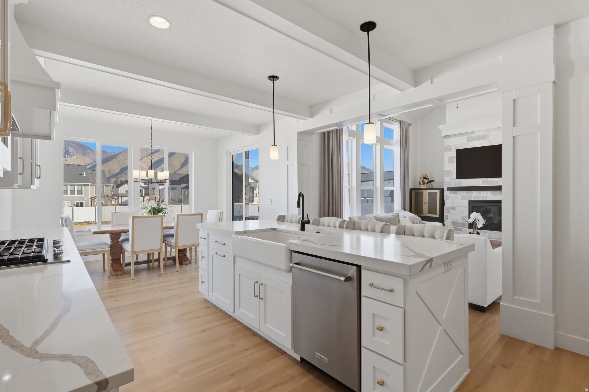 WHITING FARMS - Residential