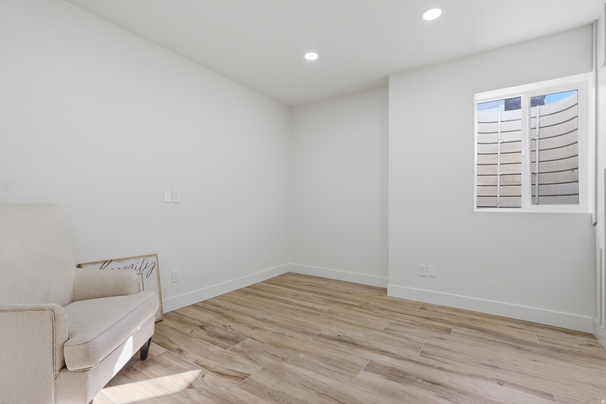 WHITING FARMS - Residential