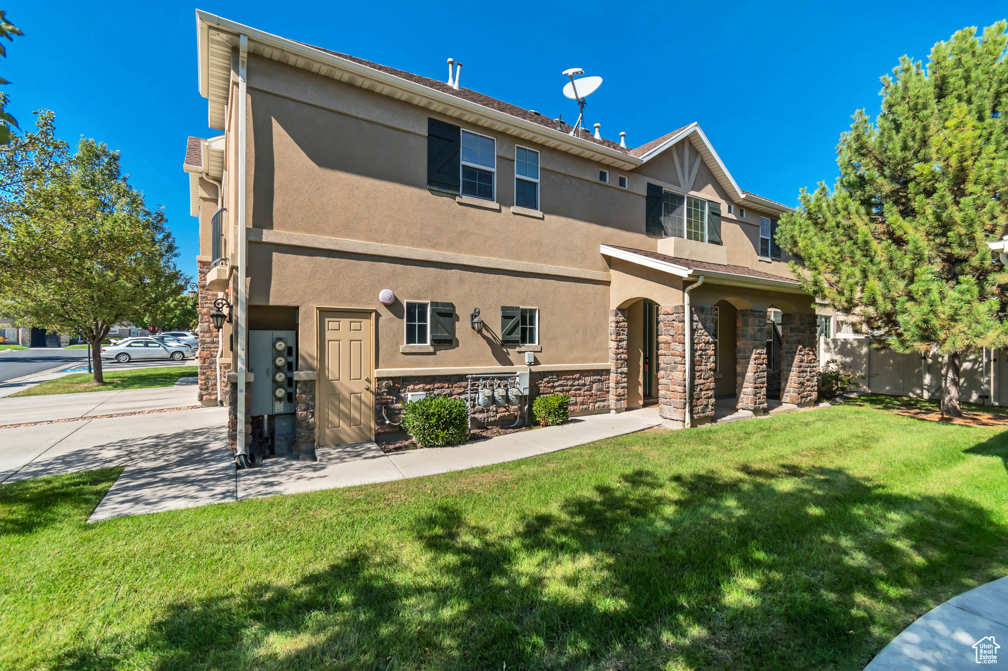 CAMBRIA CONDO - Residential