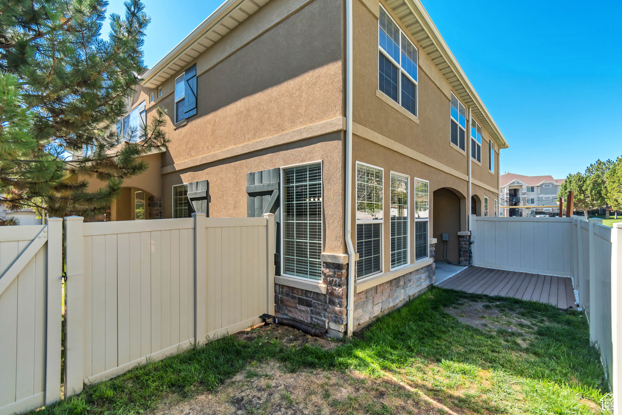 CAMBRIA CONDO - Residential