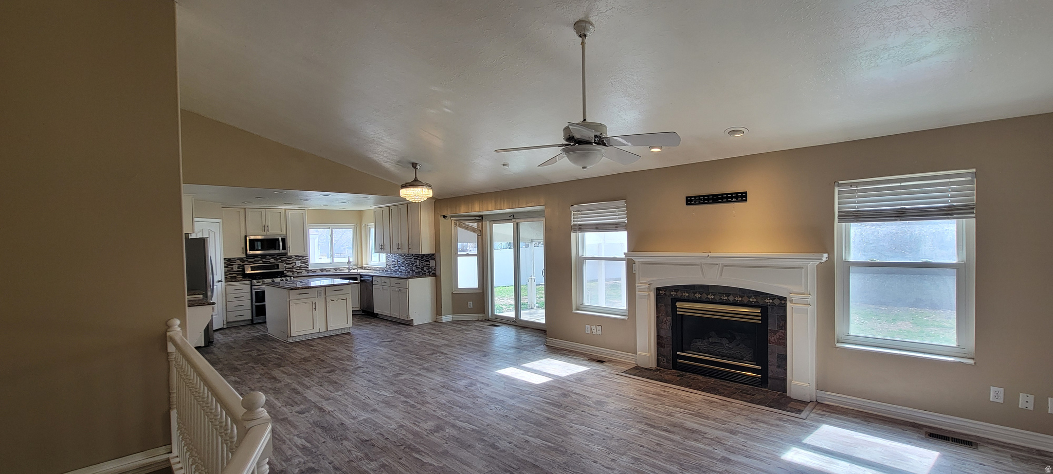 MEADOWS - Residential