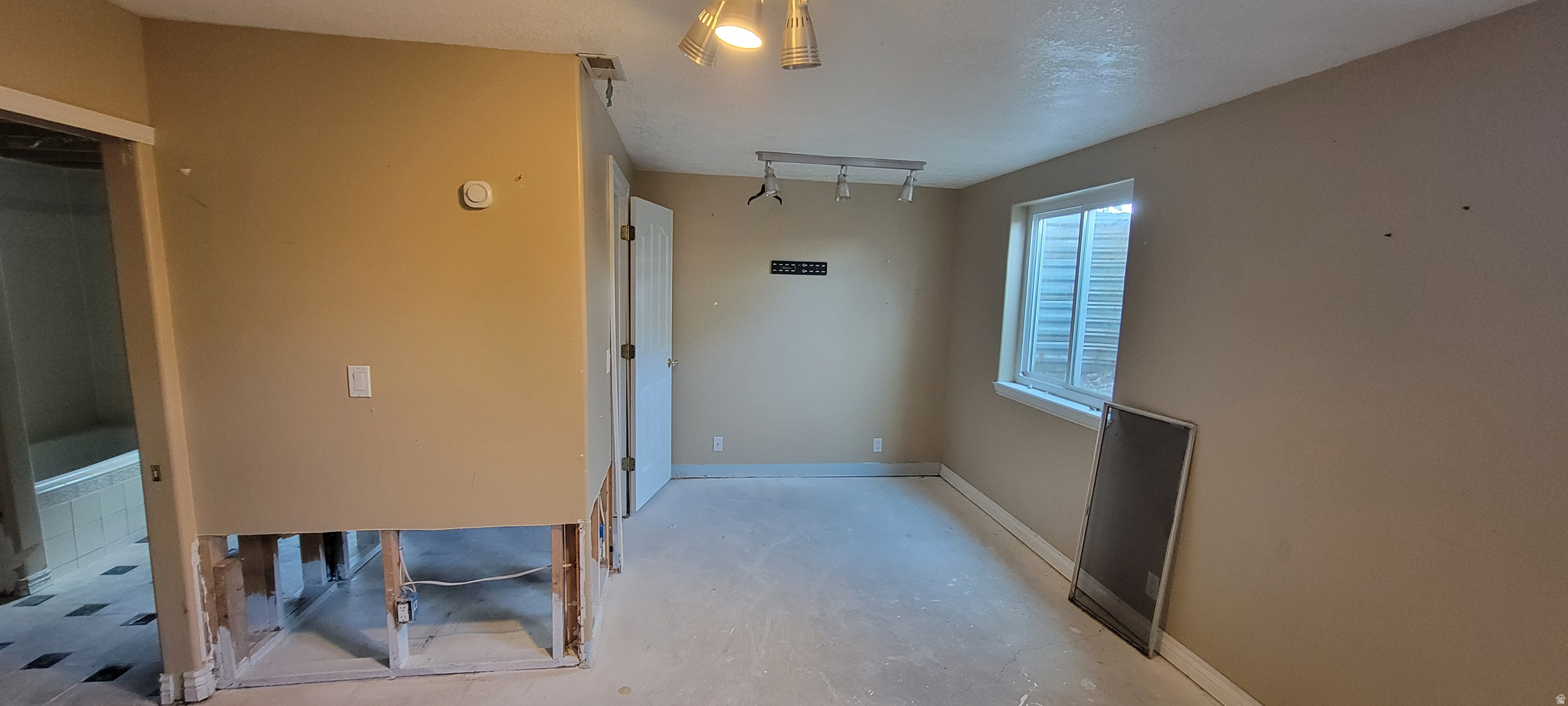 MEADOWS - Residential