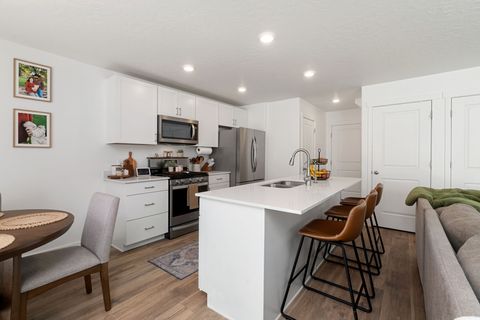 Tiny photo for 1063 E DORY BOAT RD, Saratoga Springs, UT 84045 (MLS # 2150893)