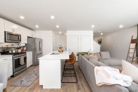 Tiny photo for 1063 E DORY BOAT RD, Saratoga Springs, UT 84045 (MLS # 2150893)