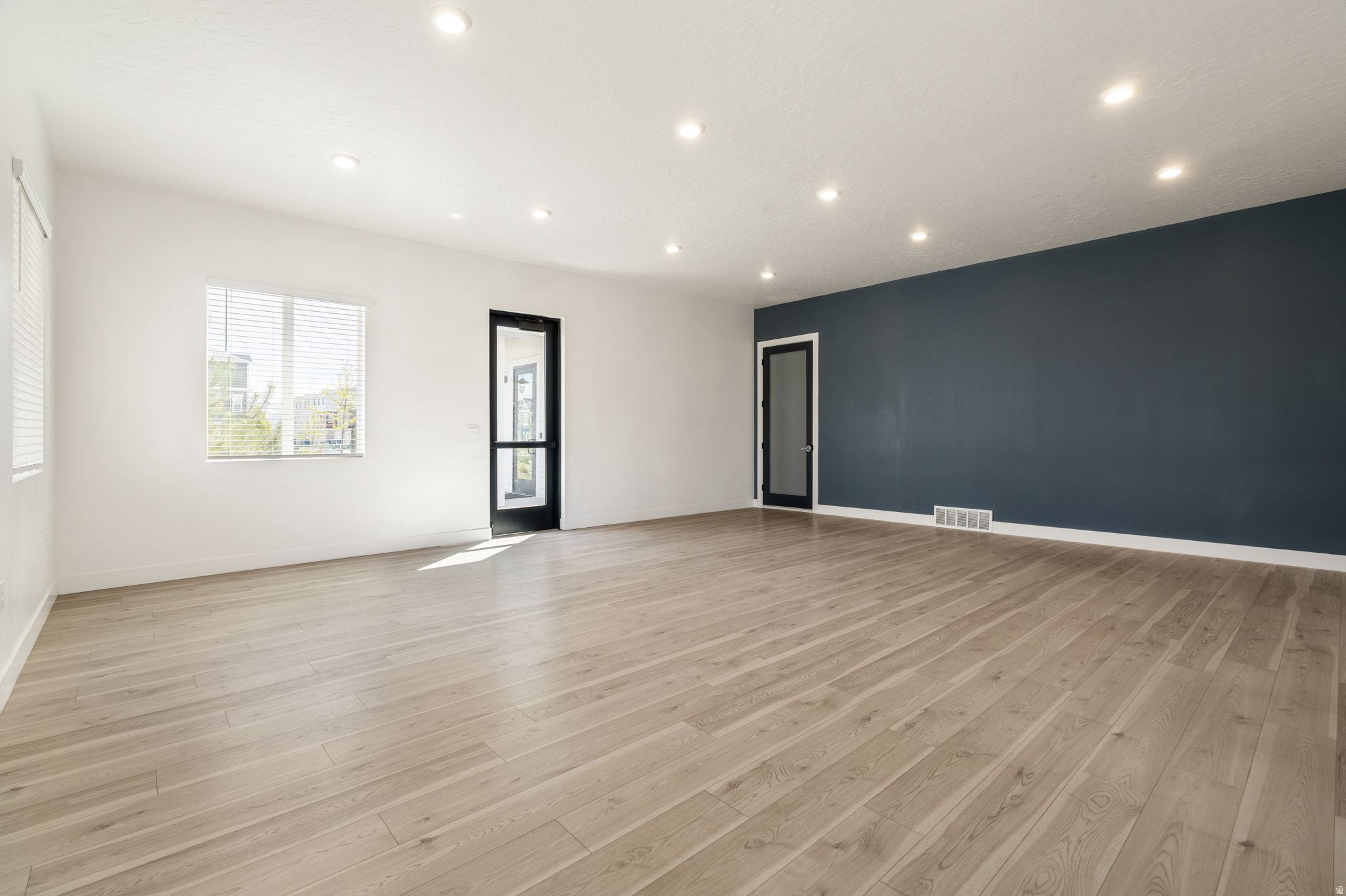 NORTHSHORE - Residential