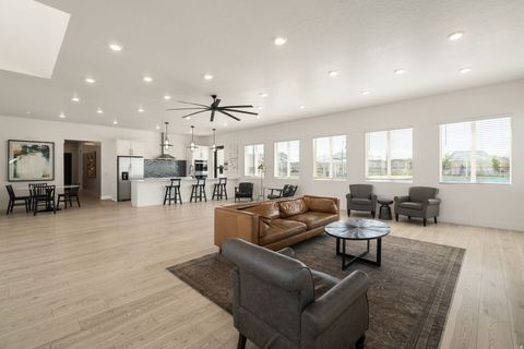 Tiny photo for 1063 E DORY BOAT RD, Saratoga Springs, UT 84045 (MLS # 2150893)