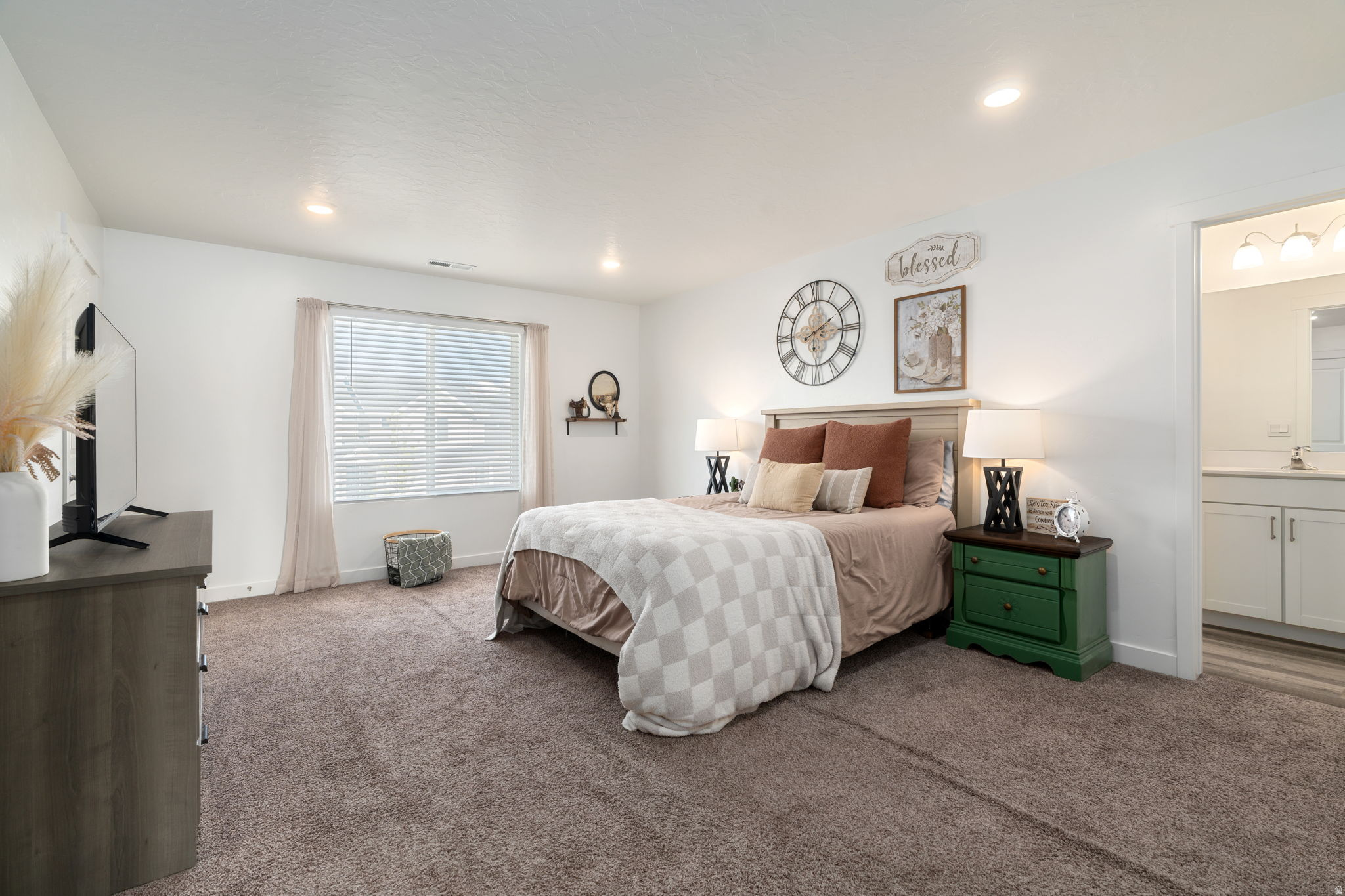 NORTHSHORE - Residential