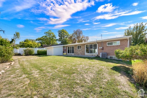 Tiny photo for 4193 S 1865 E, Holladay, UT 84124 (MLS # 2190339)