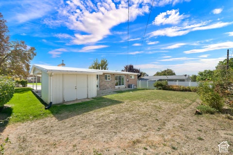 Tiny photo for 4193 S 1865 E, Holladay, UT 84124 (MLS # 2190339)