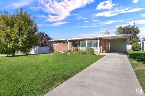 Tiny photo for 4193 S 1865 E, Holladay, UT 84124 (MLS # 2190339)