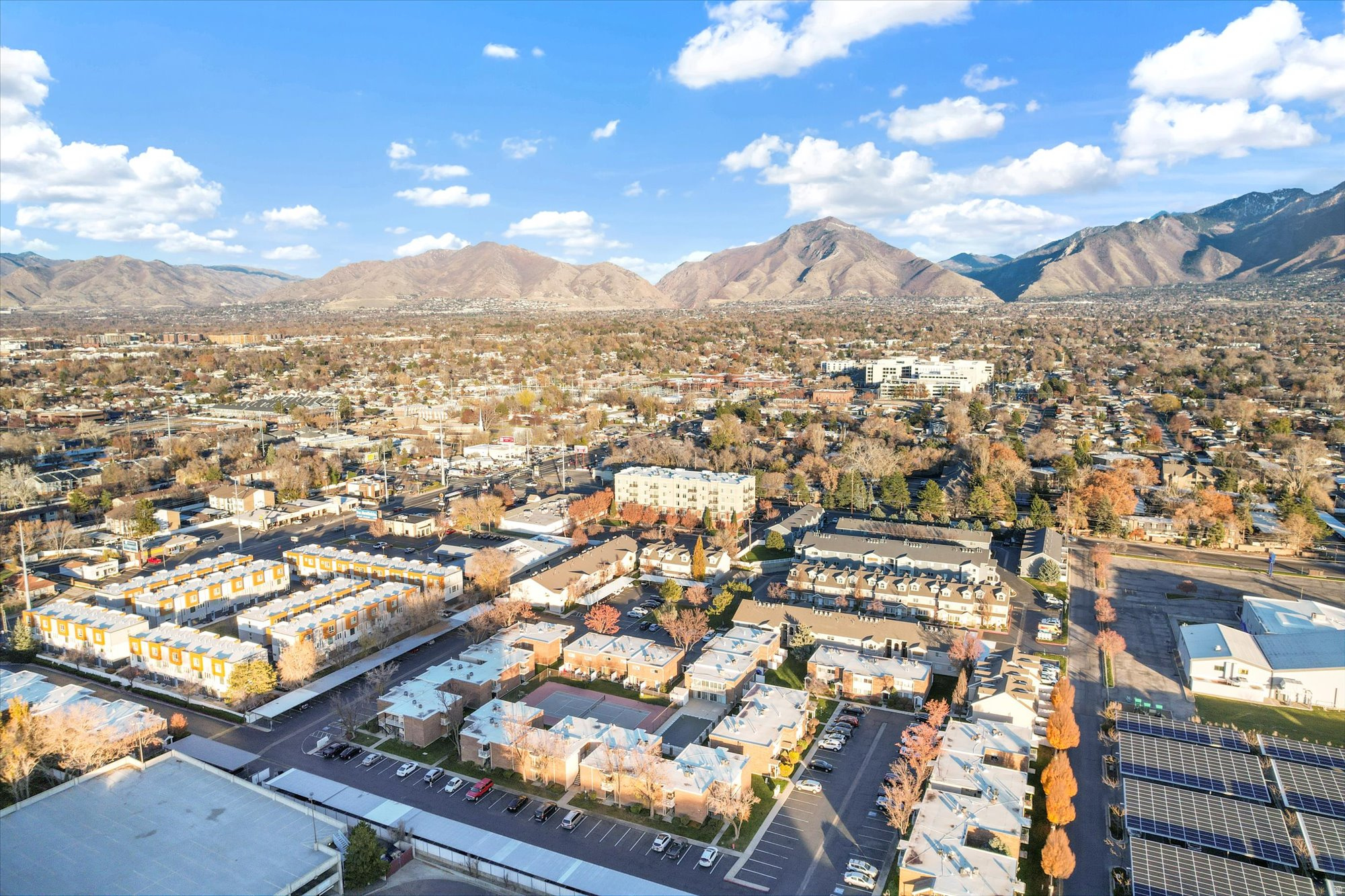 SILVERWOOD ESTATES - Residential