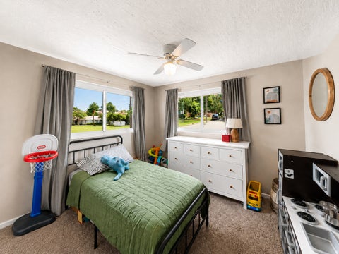 Tiny photo for 4401 S JEFFERSON AVE, South Ogden, UT 84403 (MLS # 2172144)