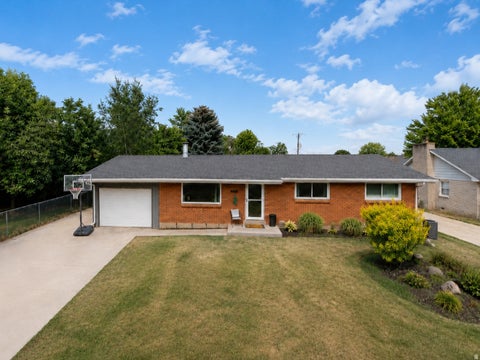 Photo of 4401 S JEFFERSON AVE, South Ogden, UT 84403 (MLS # 2172144)