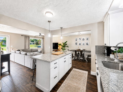 Tiny photo for 4401 S JEFFERSON AVE, South Ogden, UT 84403 (MLS # 2172144)