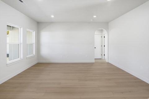 Tiny photo for 894 N 400 W, Logan, UT 84321 (MLS # 2121127)