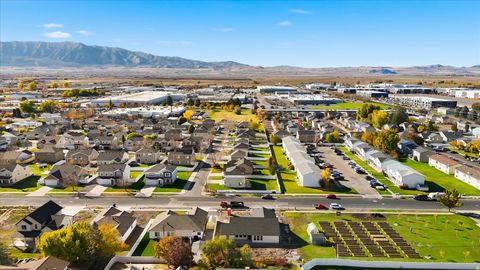 Tiny photo for 894 N 400 W, Logan, UT 84321 (MLS # 2121127)