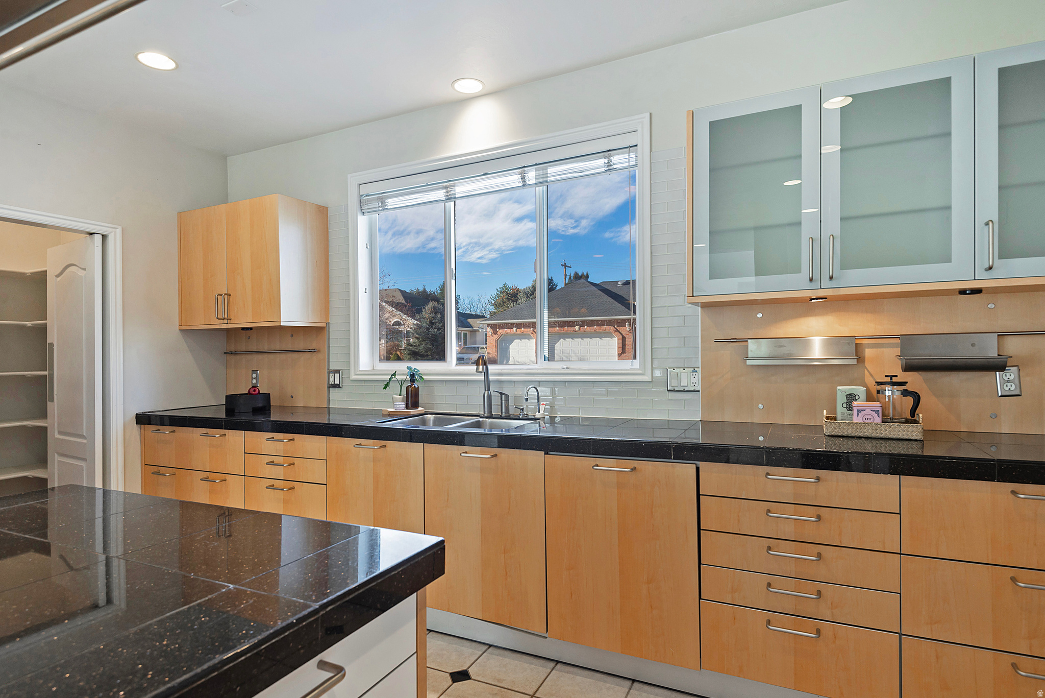 WILLOW STREAM - Residential