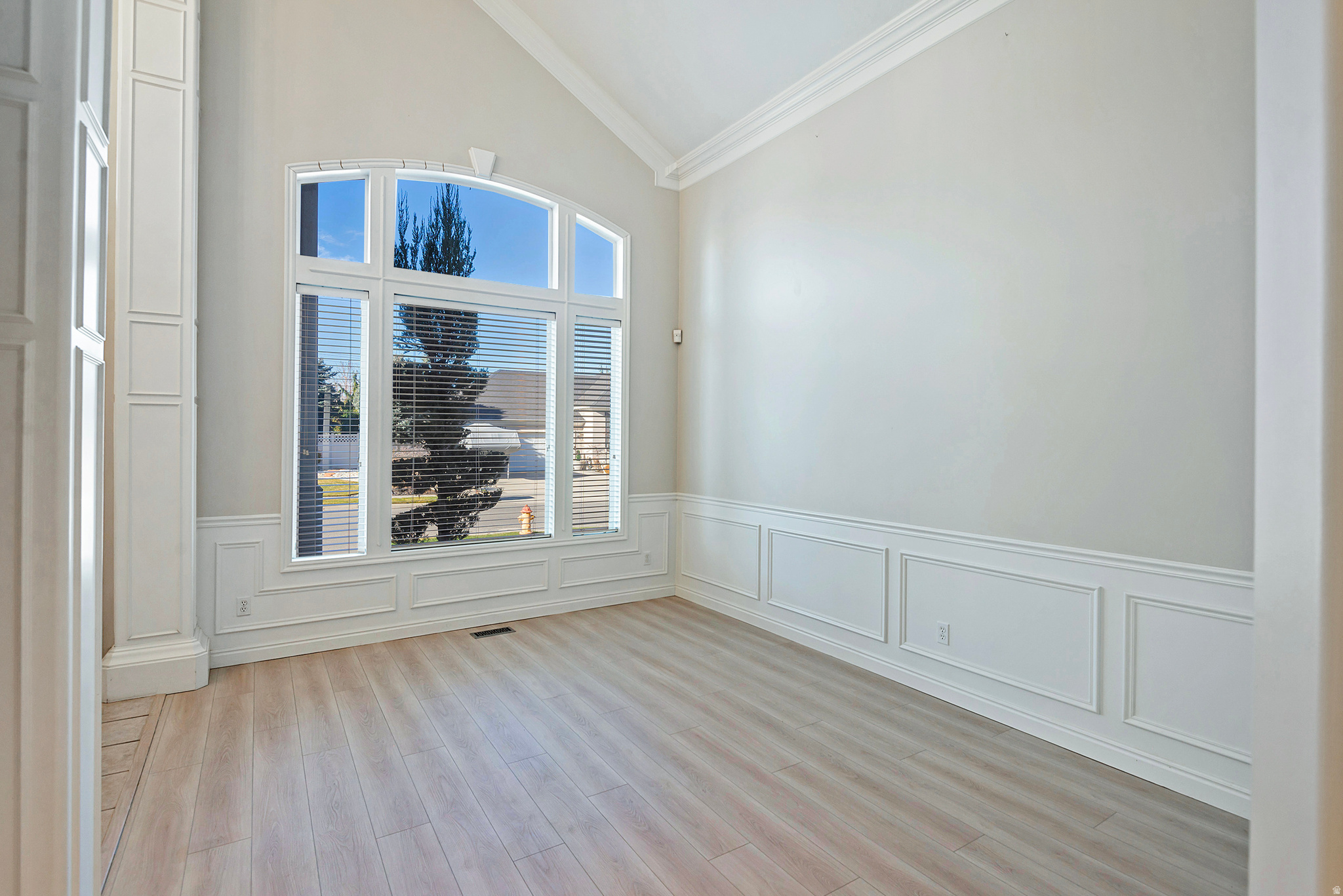 WILLOW STREAM - Residential