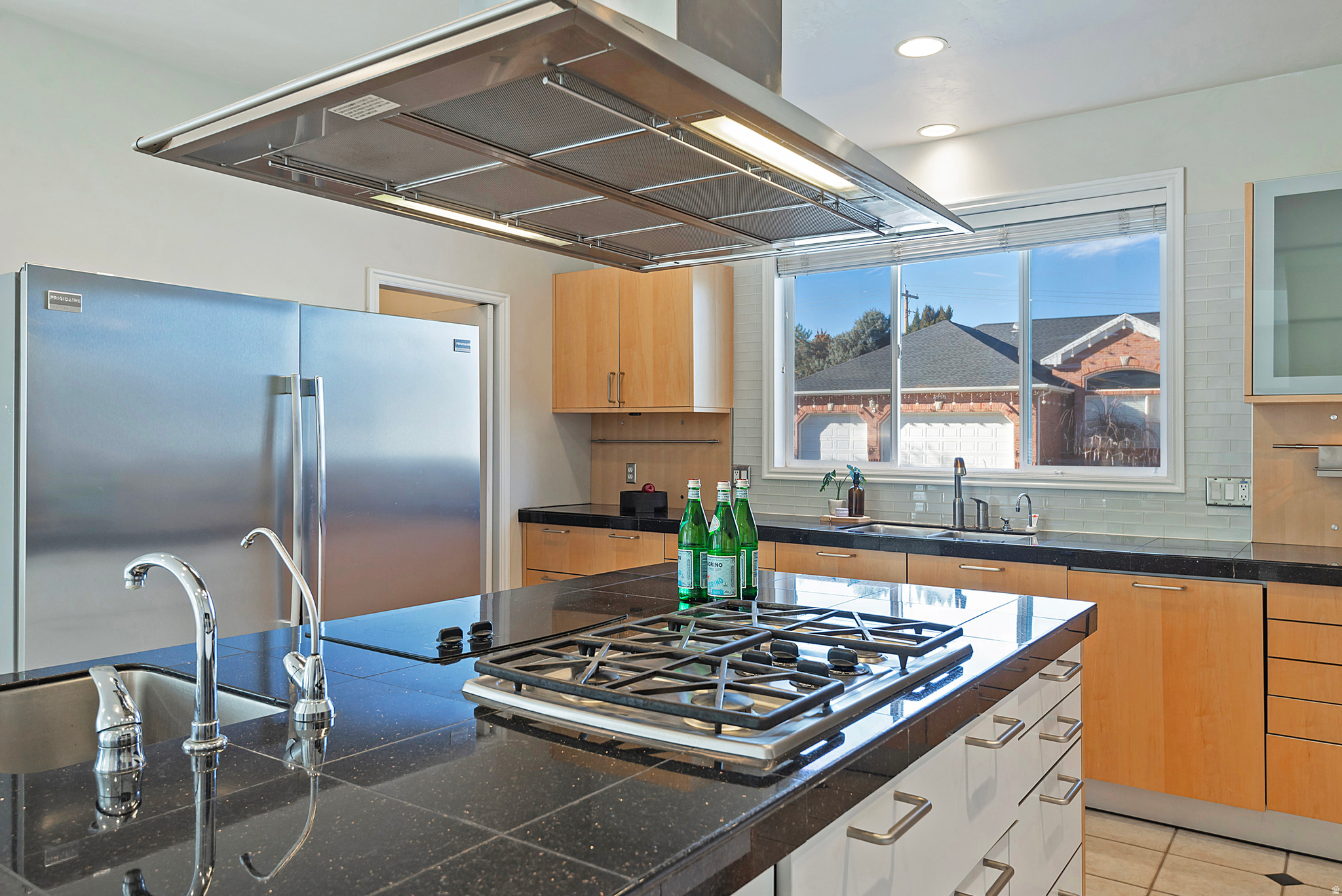 WILLOW STREAM - Residential