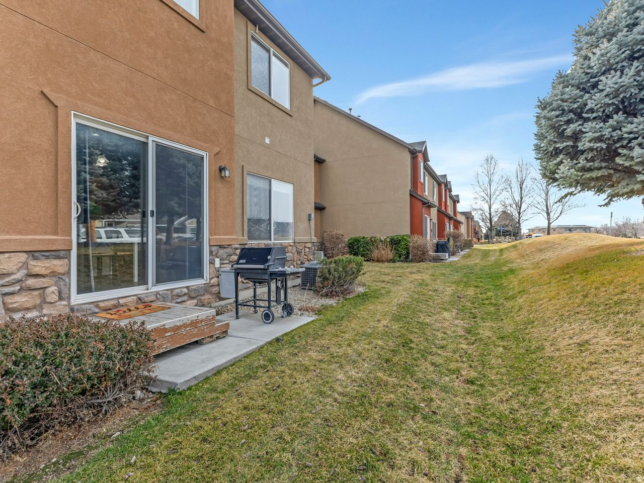 MAPLEWOOD - Residential