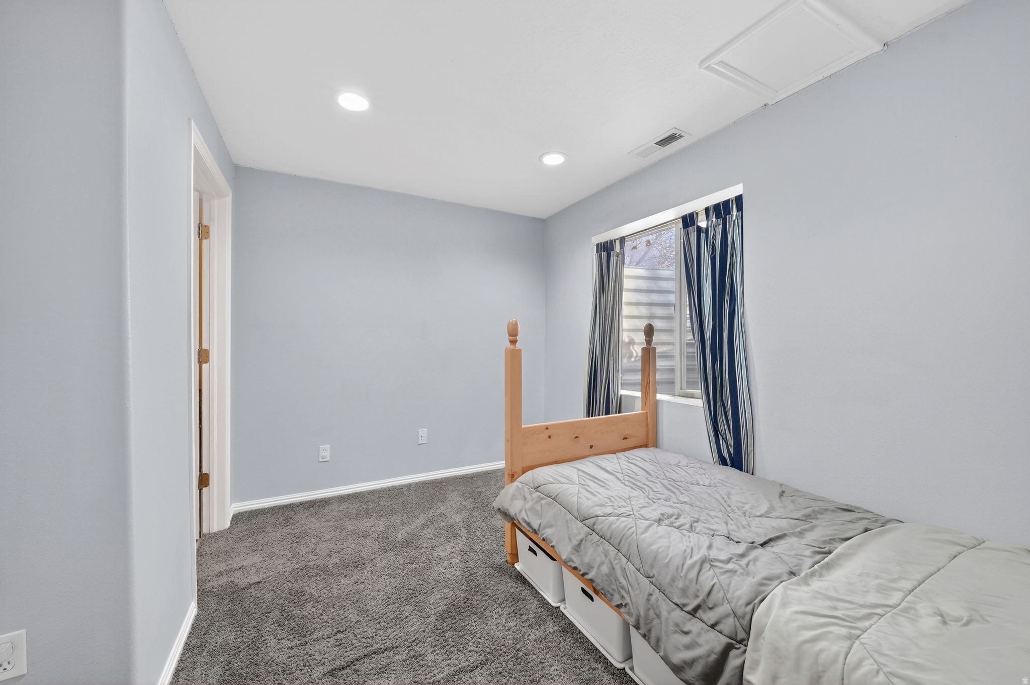 CHIMNEY ROCK AT RED HAWK RANCH - Residential