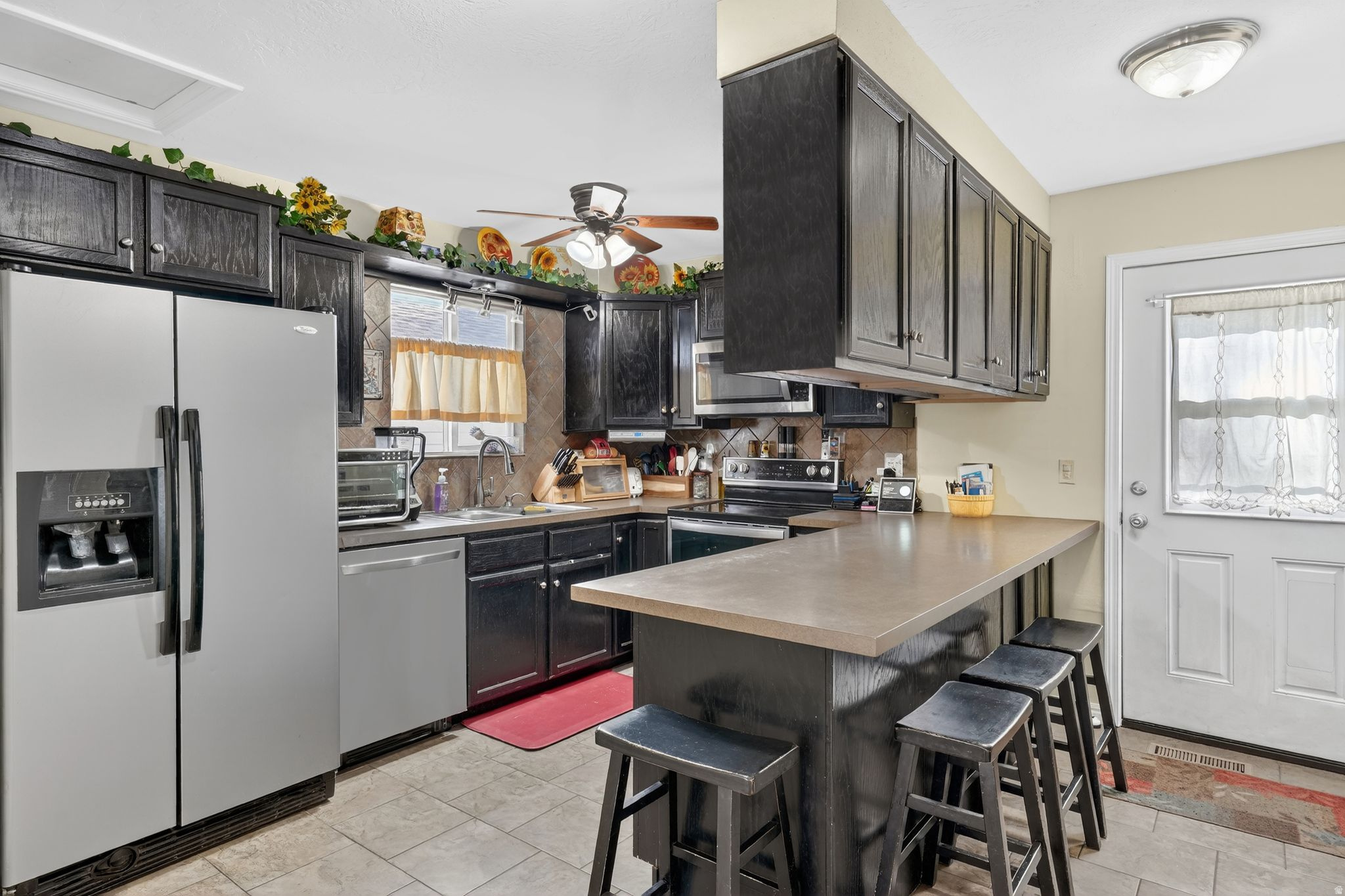 CHIMNEY ROCK AT RED HAWK RANCH - Residential