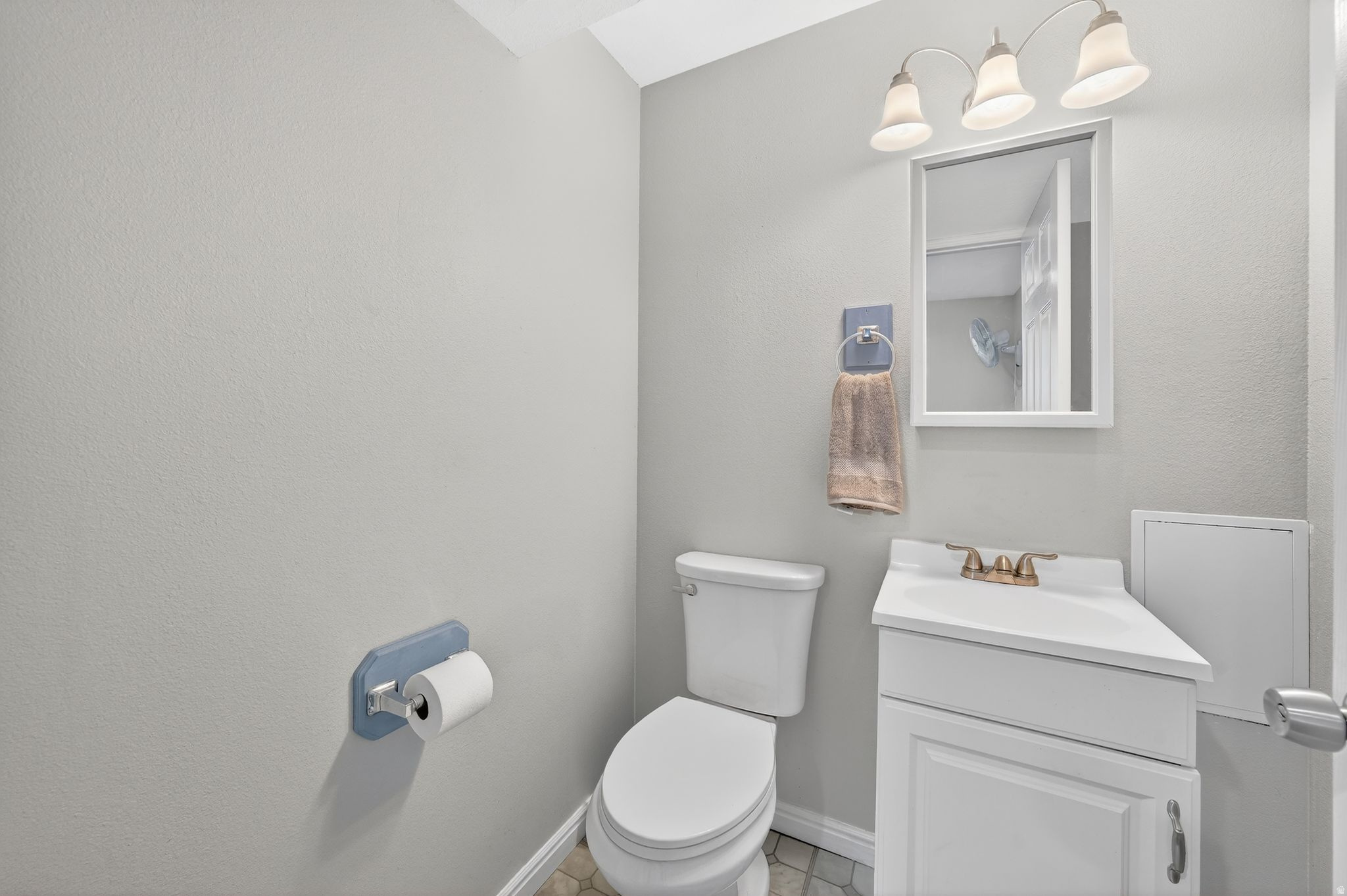 CHIMNEY ROCK AT RED HAWK RANCH - Residential