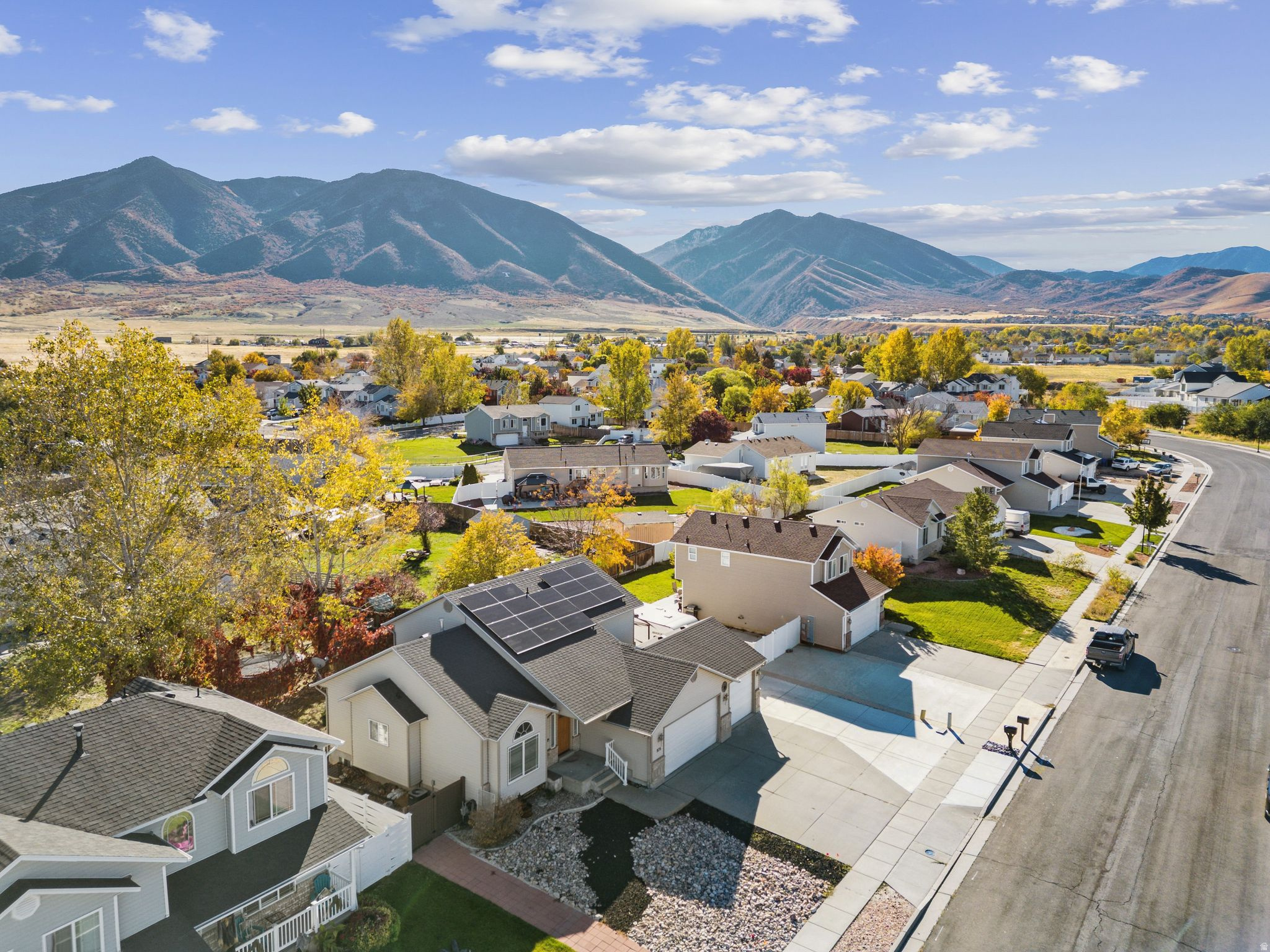 WALDEN HILLS - Residential