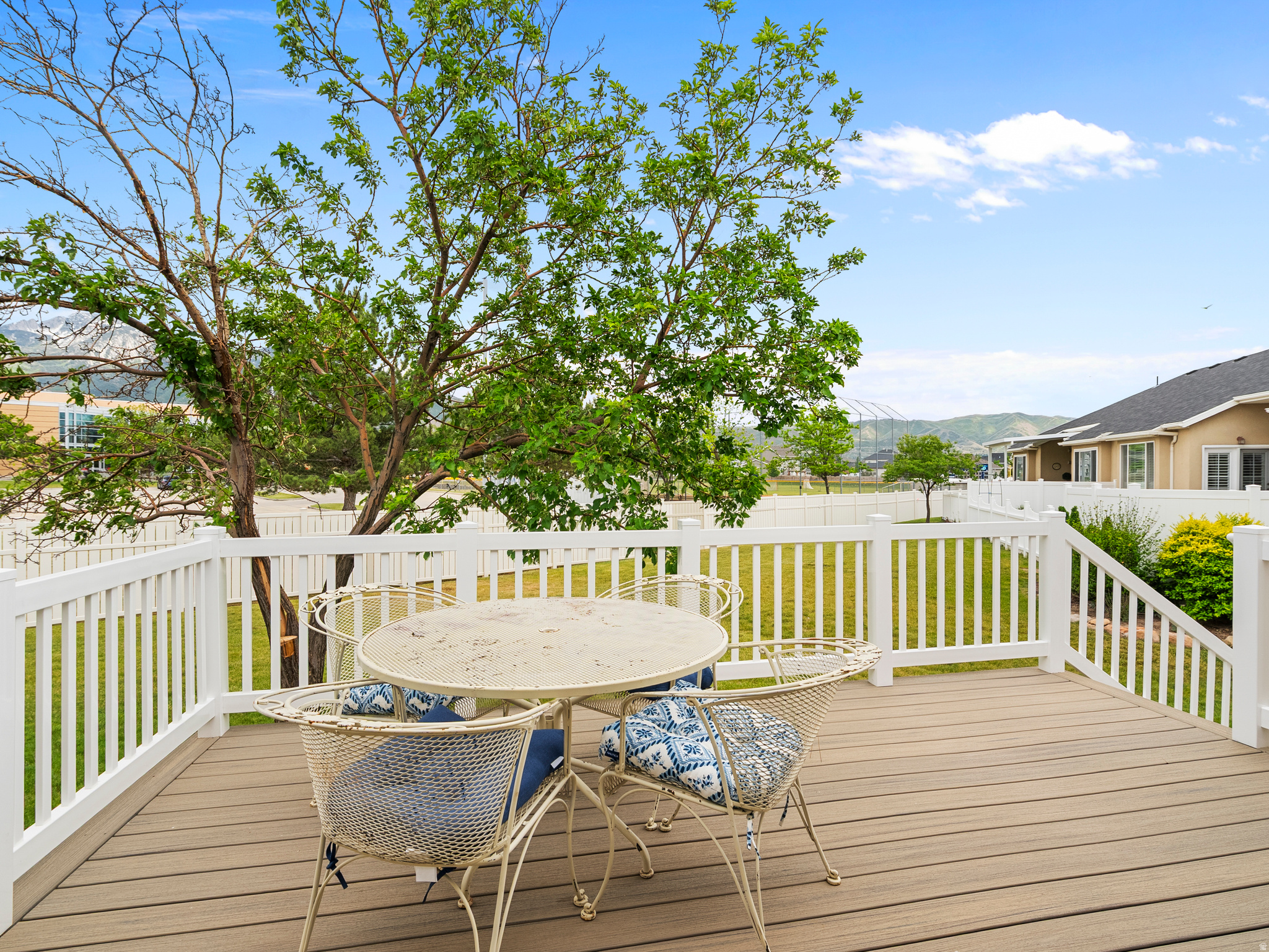 COTTAGES - Residential