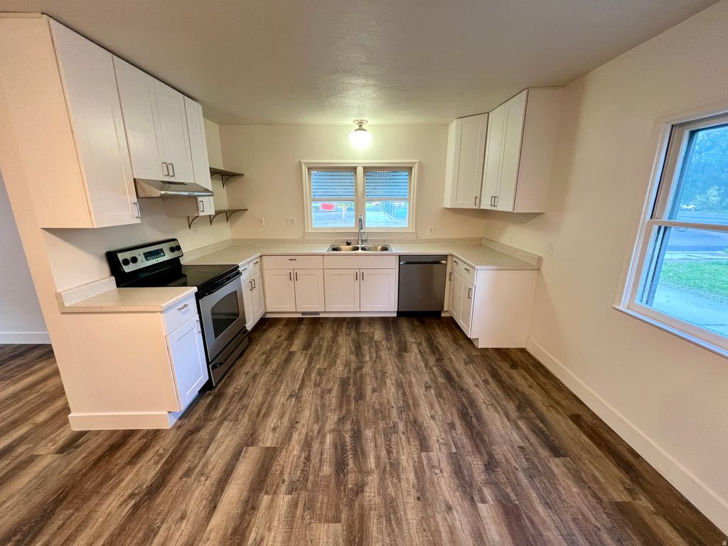 Photo of 144 S 100 W, Tremonton, UT 84337 (MLS # 2133356)