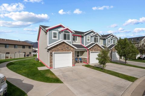 Tiny photo for 1122 W EXCALIBUR WAY S, West Haven, UT 84401 (MLS # 2159498)