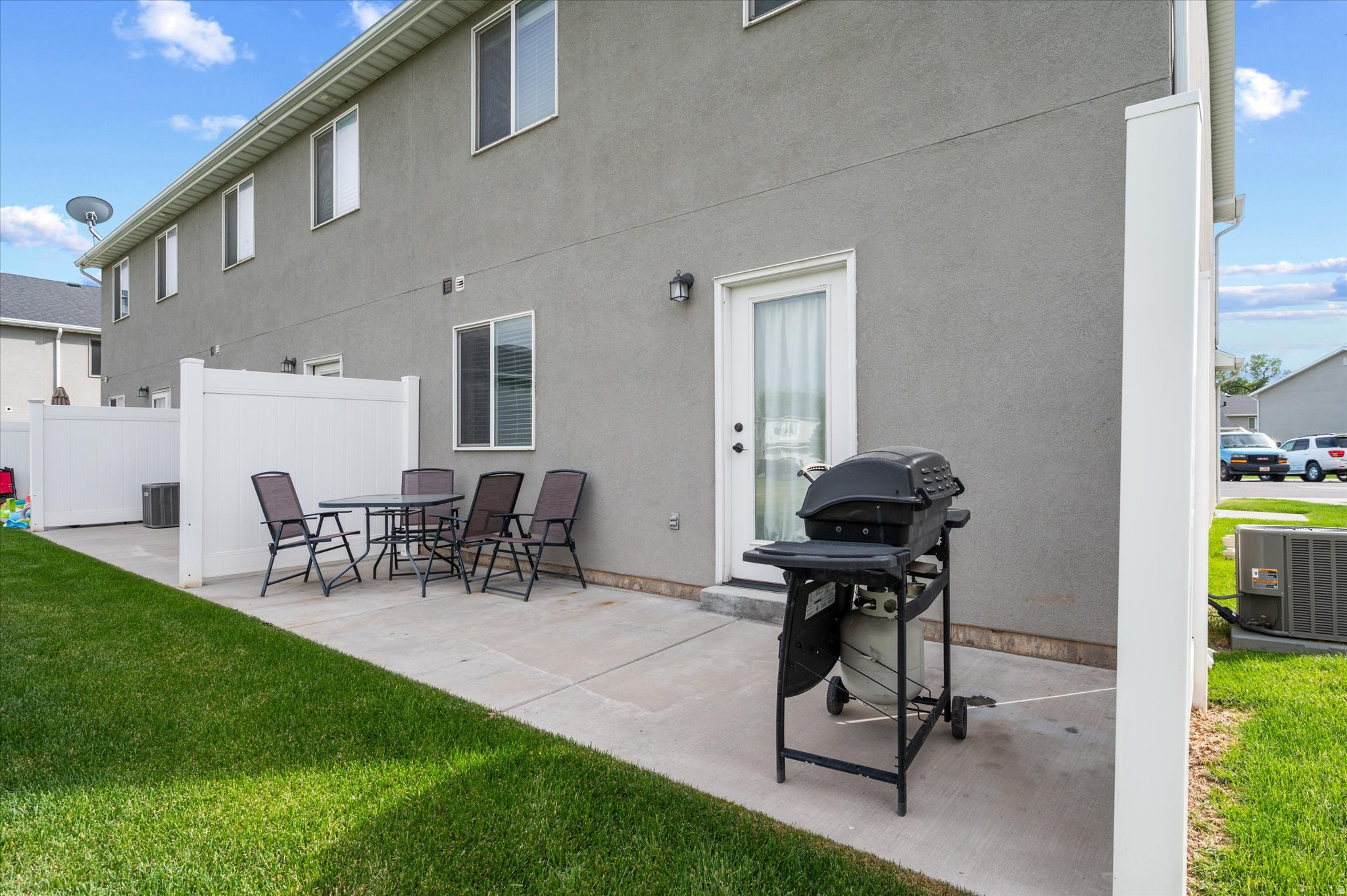 CAMELOT COVE - Residential