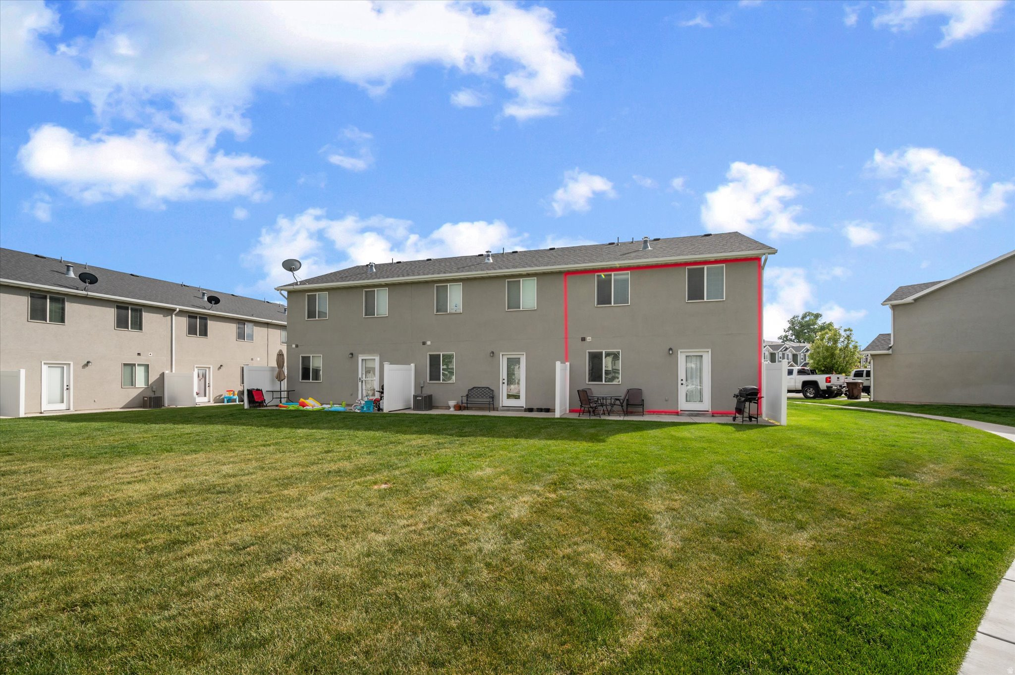 CAMELOT COVE - Residential