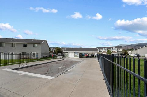 Tiny photo for 1122 W EXCALIBUR WAY S, West Haven, UT 84401 (MLS # 2159498)