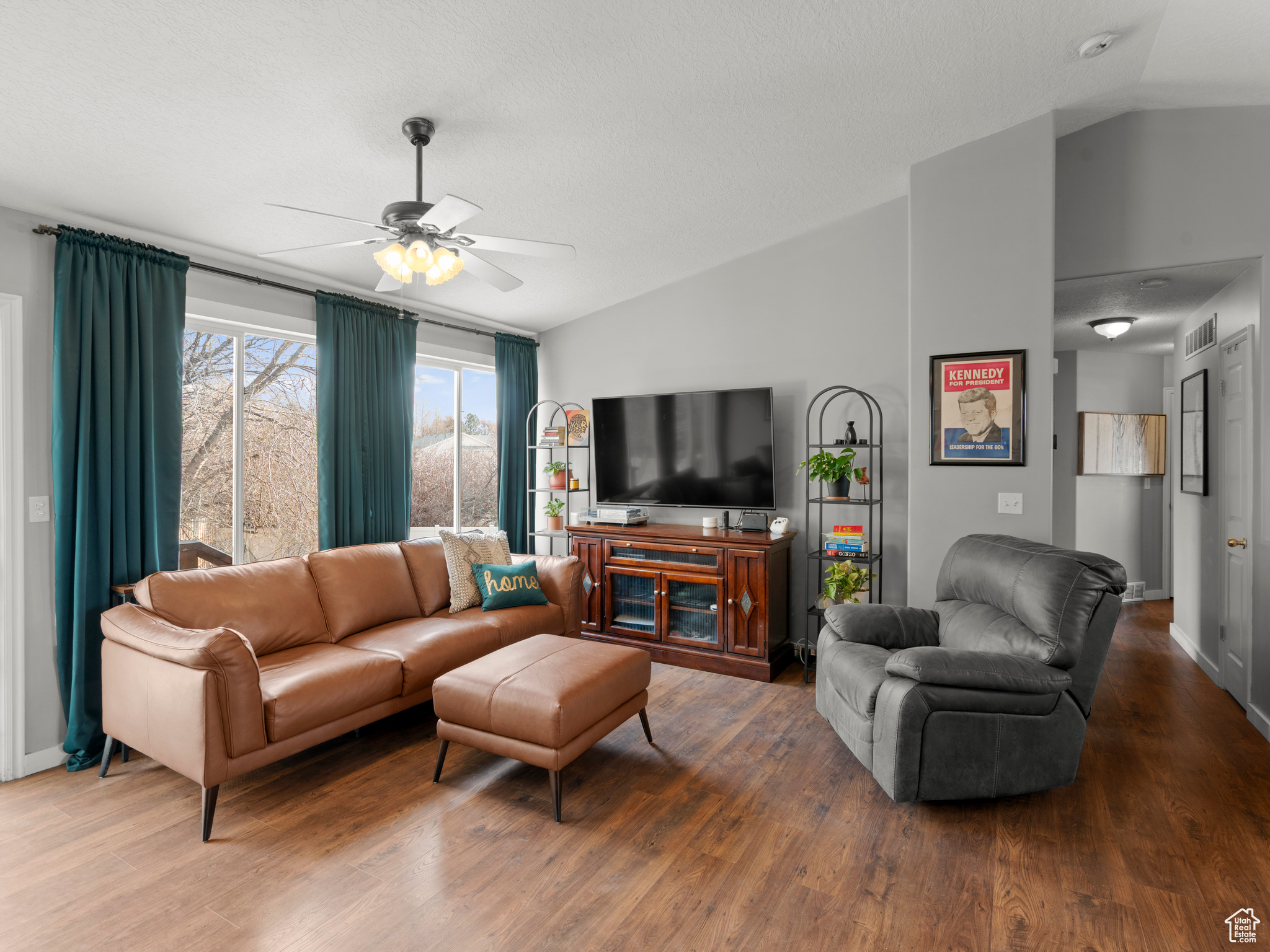 983 Canfield Dr, Ogden, Utah image 2