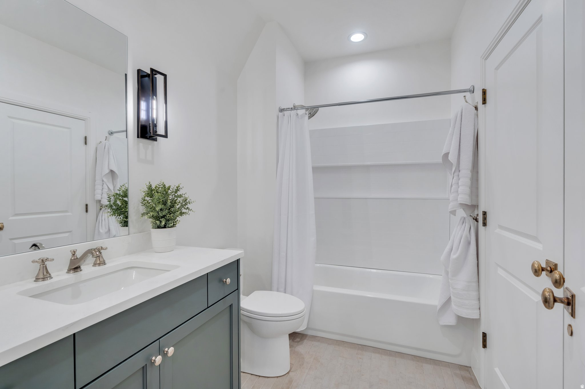 HOLDAWAY FIELDS - Residential