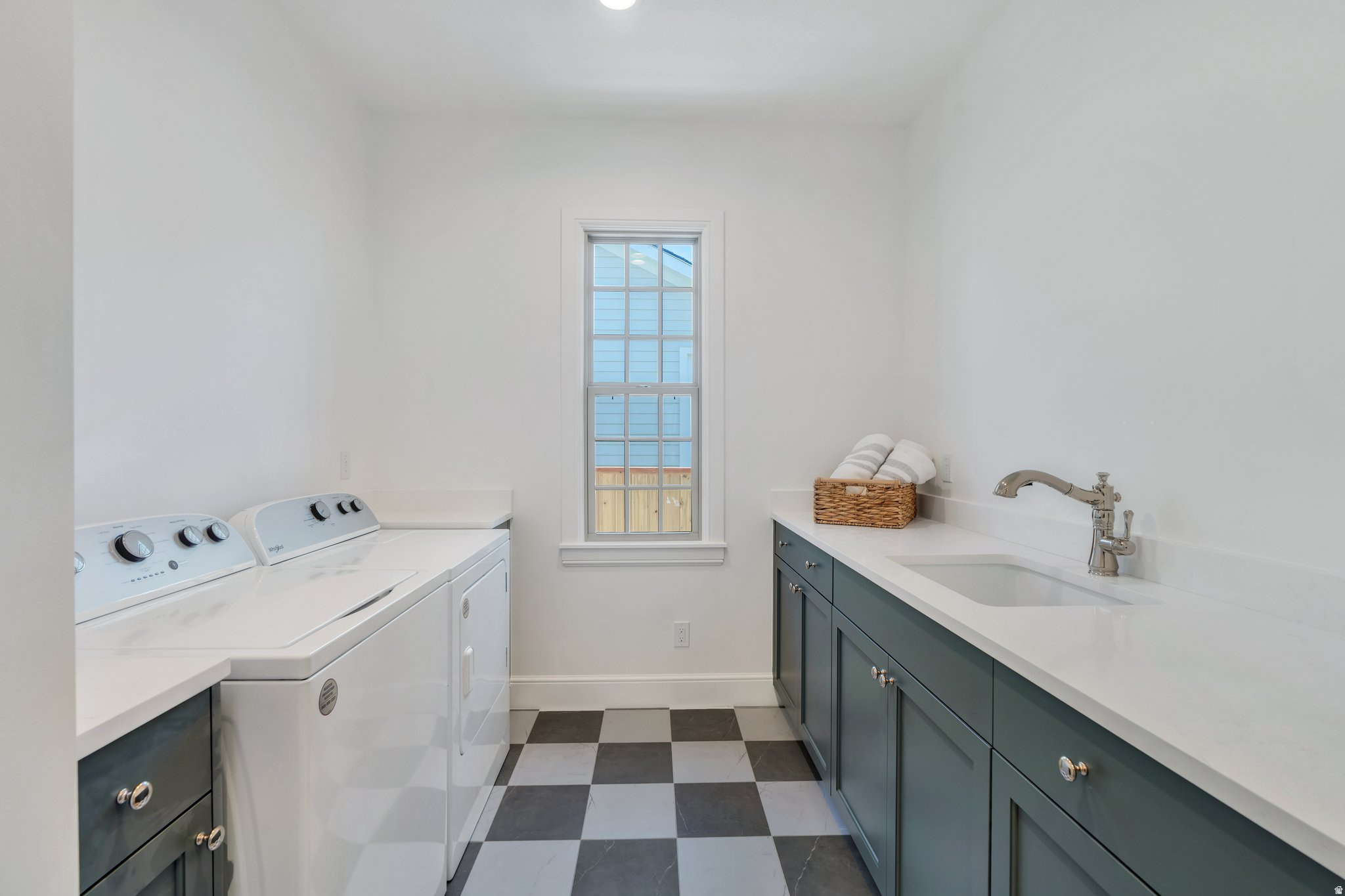 HOLDAWAY FIELDS - Residential