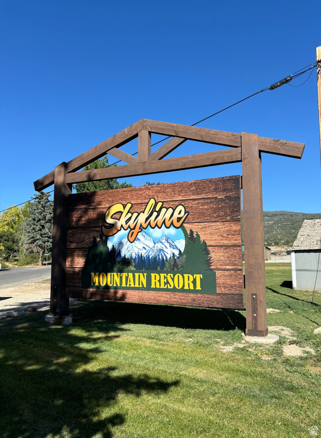 SKYLINE MOUNTAIN RESORT - Land